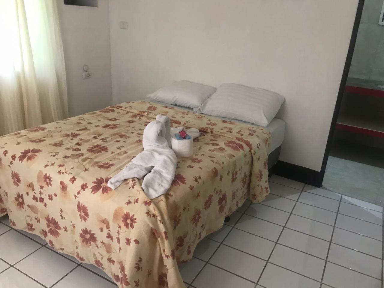 Hotel Cabinas Cafe Del Mar Nationalpark Nationalpark Manuel Antonio Exterior foto